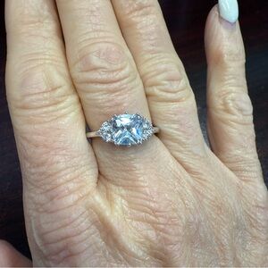 Avon Sybella CZ Silvertone  Women's Ring with Crystal Accent size 9 NIB vintage